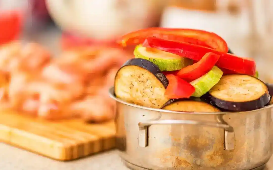 10-24-Ratatouille-1080×675.jpg vegetable in a bowl